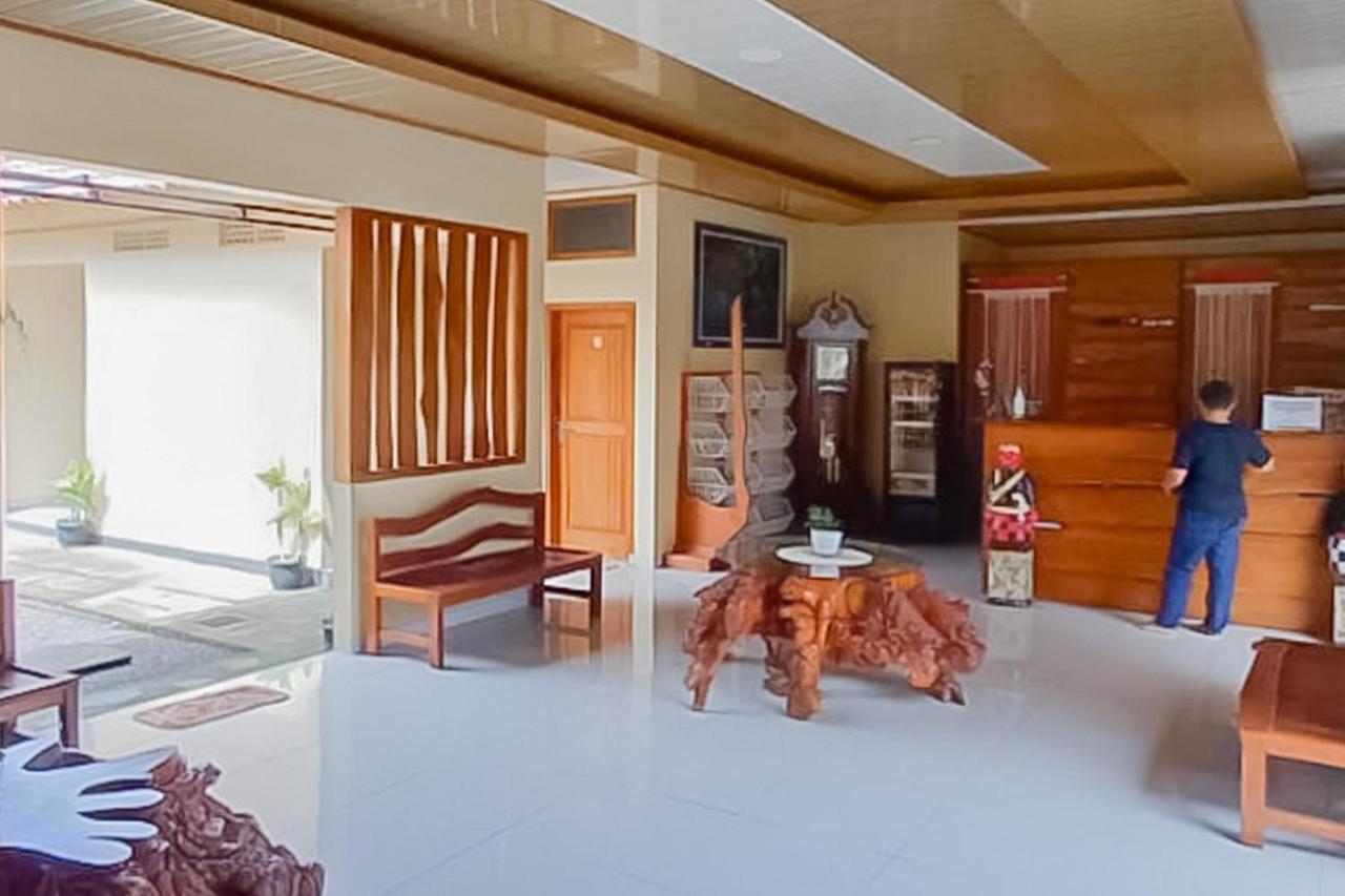 Reddoorz Syariah Near Tugu Lampu Gentur Cianjur Otel Dış mekan fotoğraf