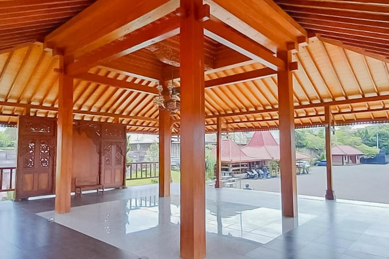 Reddoorz Syariah Near Tugu Lampu Gentur Cianjur Otel Dış mekan fotoğraf