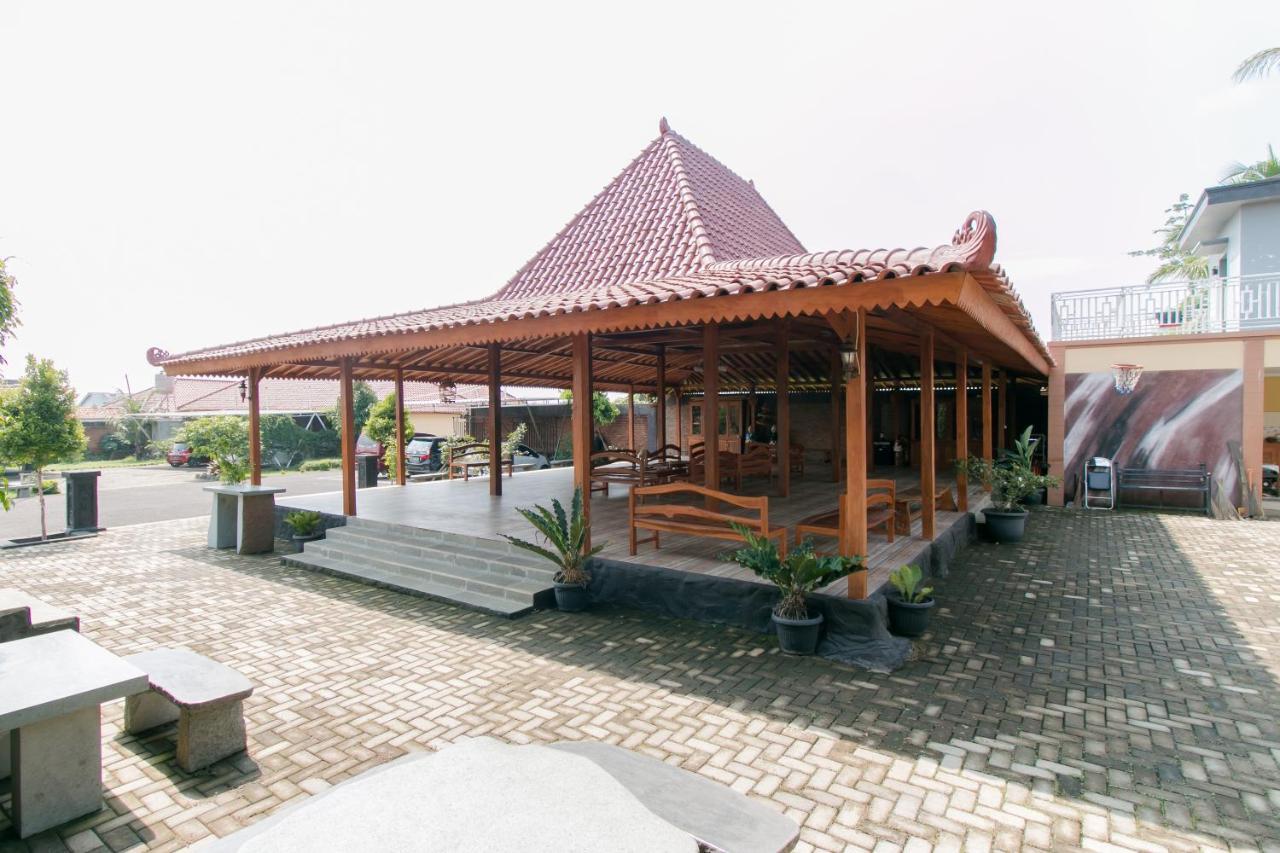 Reddoorz Syariah Near Tugu Lampu Gentur Cianjur Otel Dış mekan fotoğraf